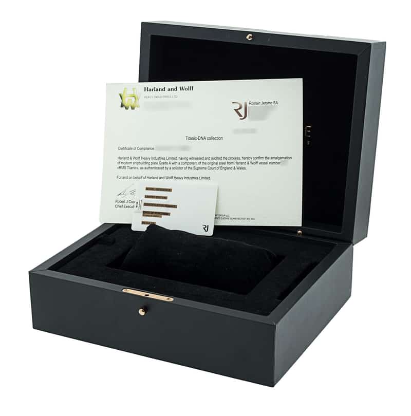 Romain Jerome Titanic DNA T.0XY3.BBBB.00